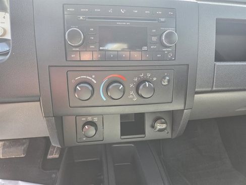Used 2010 Dodge Dakota Big Horn AWD/4WD image 8
