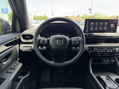 New 2026 Honda Pilot Sport image 30