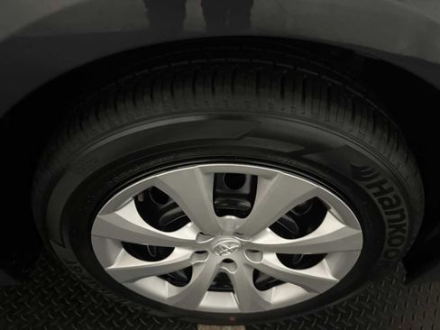 Used 2023 Toyota Corolla LE image 12