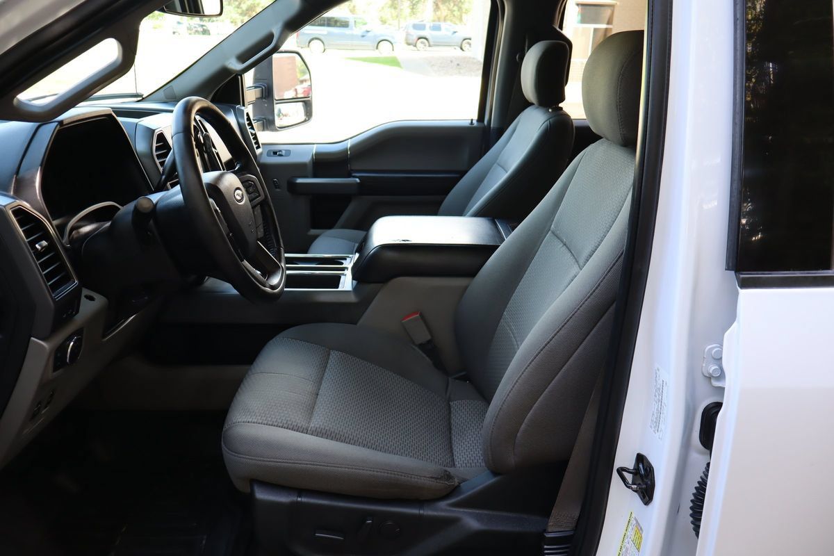 Used 2019 Ford F150 XLT w/ Equipment Group 302A Luxury AWD/4WD image 19