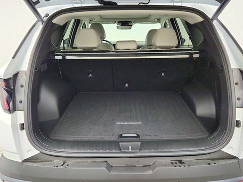 Used 2025 Hyundai Tucson Limited AWD/4WD image 23