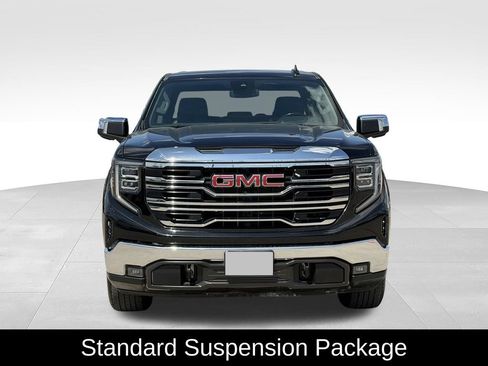 Used 2025 GMC Sierra 1500 SLT AWD/4WD image 3