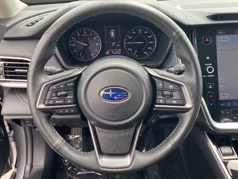 Used 2023 Subaru Outback Touring AWD/4WD image 16