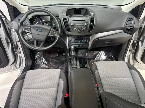 Used 2017 Ford Escape SE AWD/4WD image 14