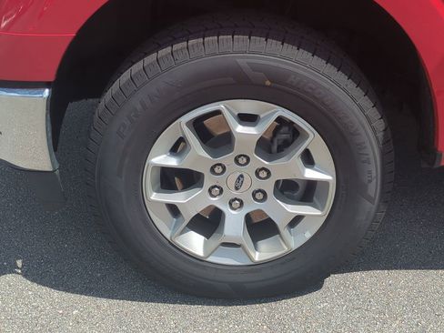 Used 2023 Ford F150 XLT image 12