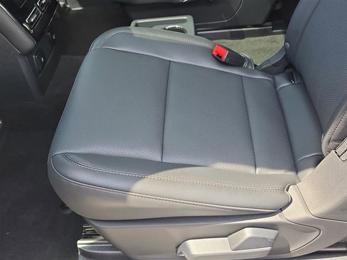 New 2025 Lincoln Aviator 2WD w/ Equipment Group 101A image 15