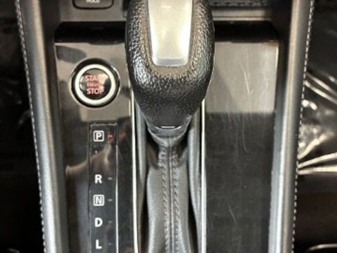 Used 2021 Nissan Kicks SR w/ SR Premium Package FWD image 25
