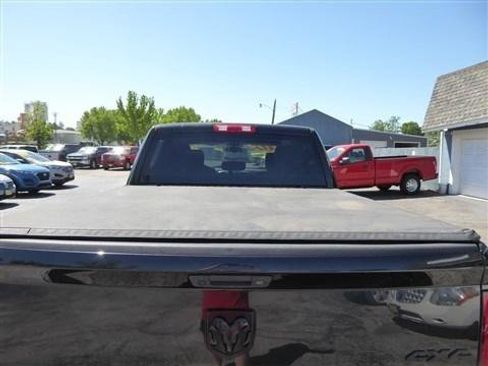 Used 2017 RAM 1500 Express w/ Black Ram 1500 Express Group AWD/4WD image 8