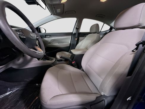 Used 2020 Hyundai Elantra SEL image 21
