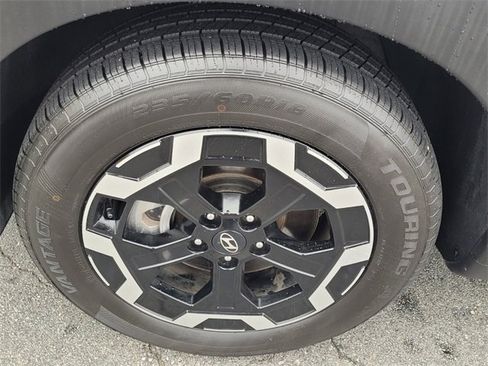 Used 2024 Hyundai Santa Fe SEL image 17