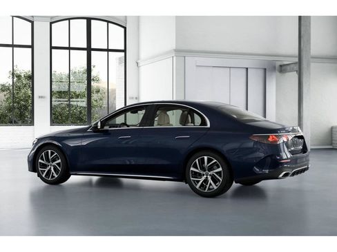 New 2026 Mercedes-Benz E 350 4MATIC Sedan image 31