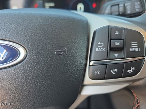New 2025 Ford Explorer Active w/ Active Comfort Package image 19