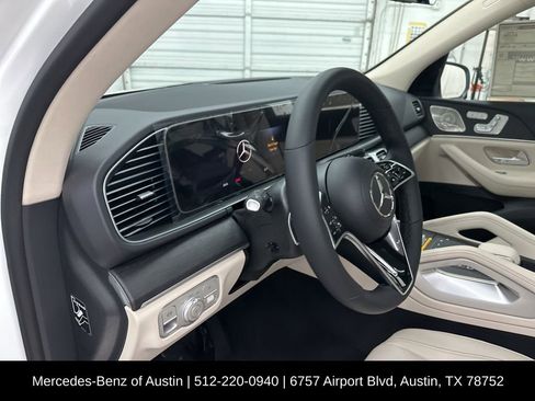 Used 2025 Mercedes-Benz GLE 350 4MATIC image 10