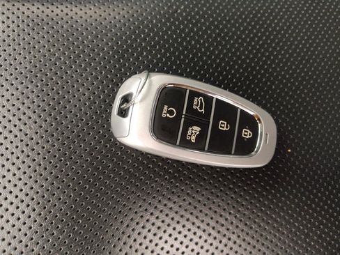 Used 2022 Hyundai Santa Fe SEL w/ Convenience + Premium Package FWD image 32