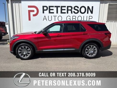 Used 2025 Ford Explorer Platinum image 7