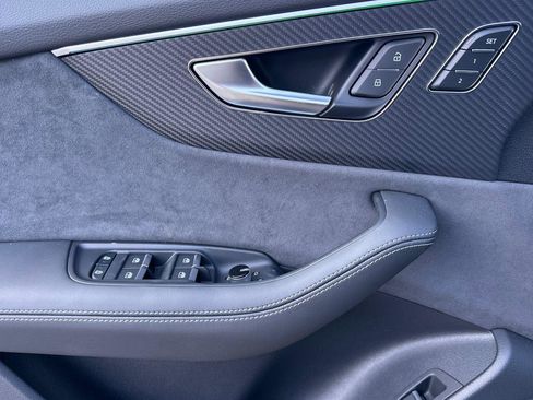 New 2026 Audi SQ8 Premium Plus image 10