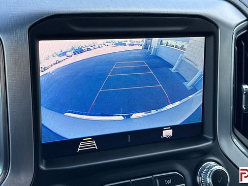 Used 2022 GMC Sierra 2500 SLE w/ Fleet Comfort Package image 22