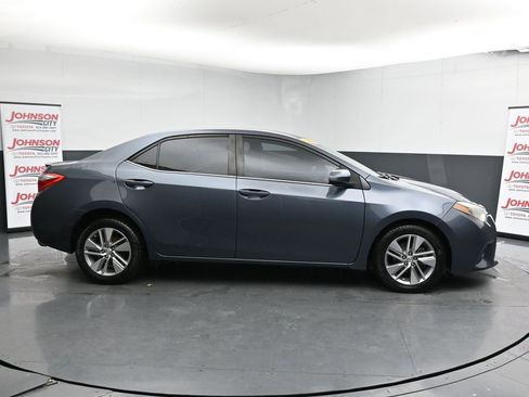 Used 2014 Toyota Corolla LE image 9