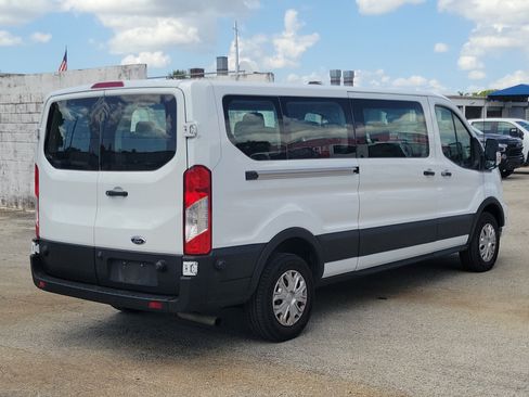 Used 2024 Ford Transit 350 XLT RWD image 5