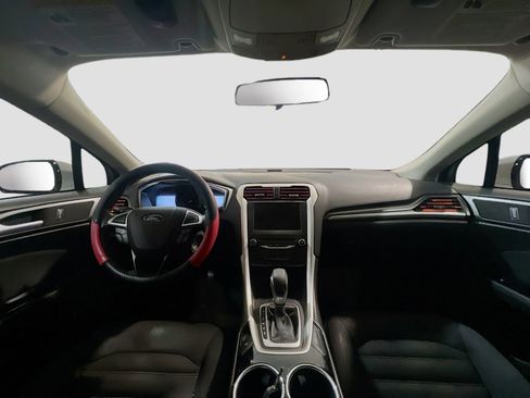 Used 2014 Ford Fusion SE image 15