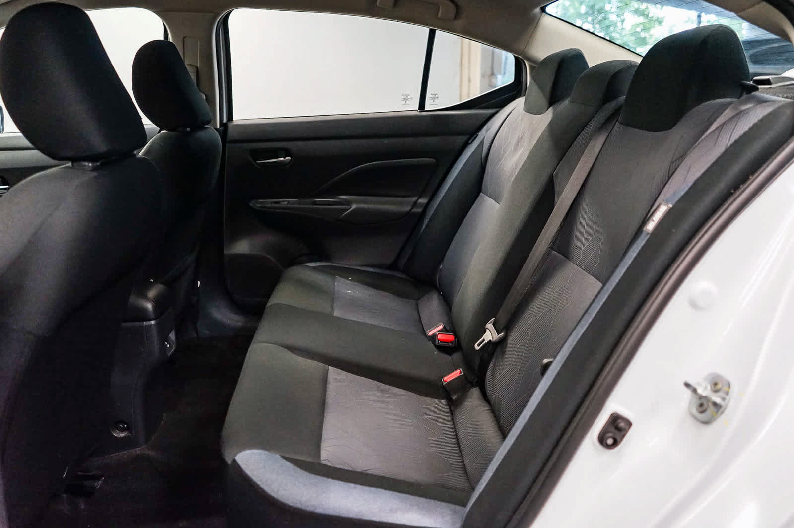 Used 2025 Nissan Versa SV w/ Trunk Package FWD image 18