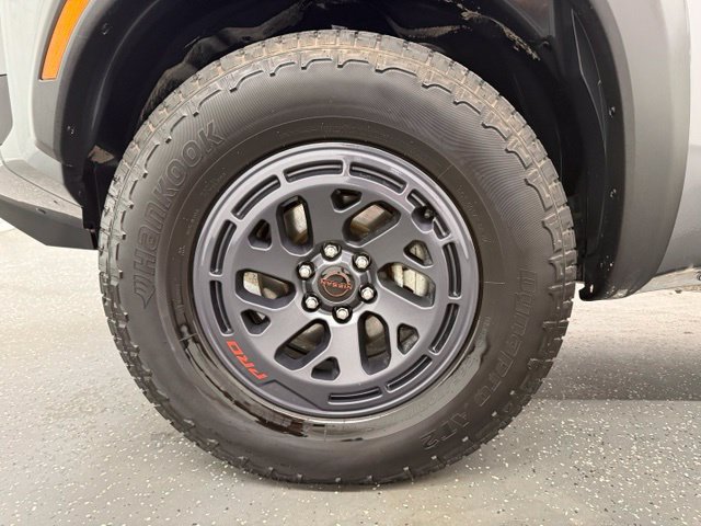 Used 2026 Nissan Frontier PRO-4X AWD/4WD image 19