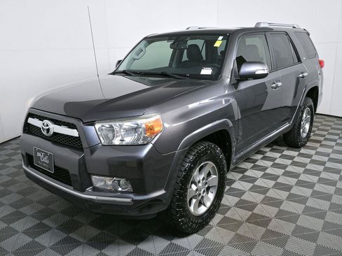 Used 2012 Toyota 4Runner SR5 w/ Premium Pkg AWD/4WD image 30