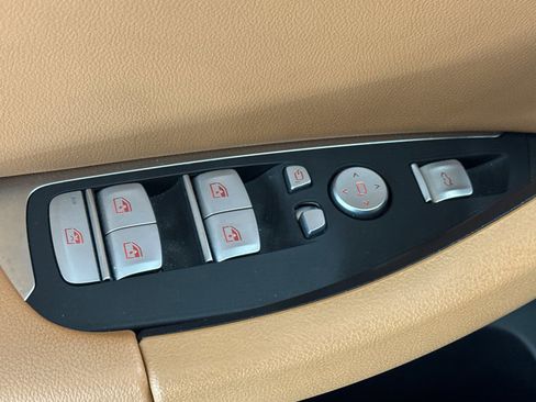 Certified 2023 BMW X4 xDrive30i w/ Premium Package image 21