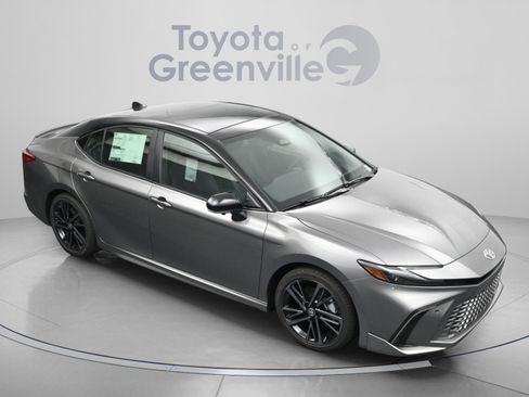 Used 2025 Toyota Camry XSE w/ Premium Plus Package FWD image 18