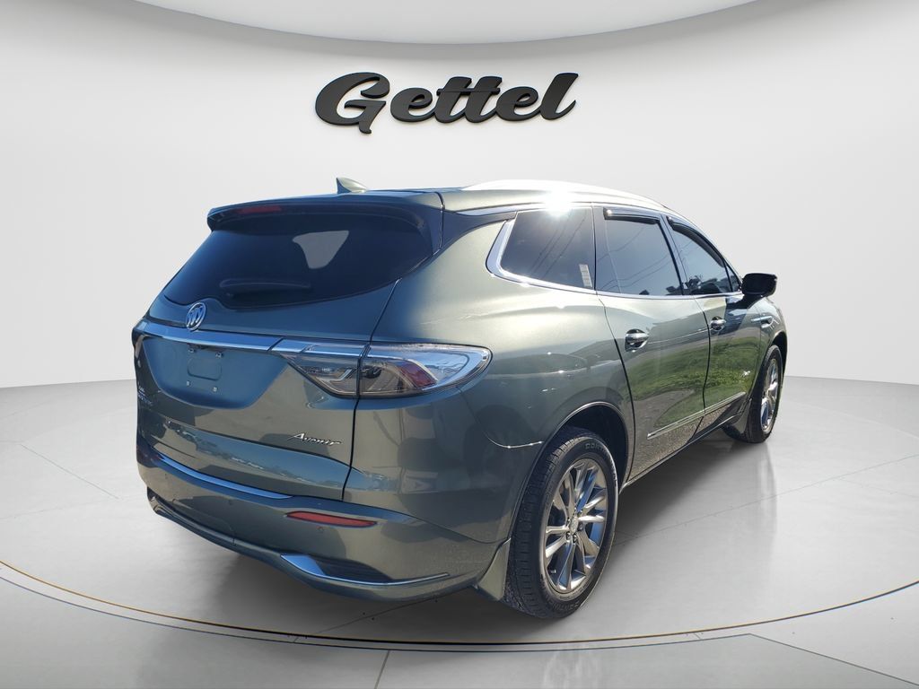Used 2022 Buick Enclave Avenir w/ Avenir Technology Package FWD image 3