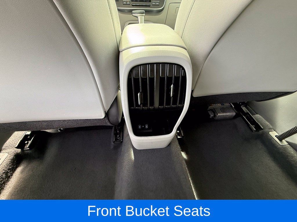 Used 2025 Hyundai Kona SEL AWD/4WD image 17