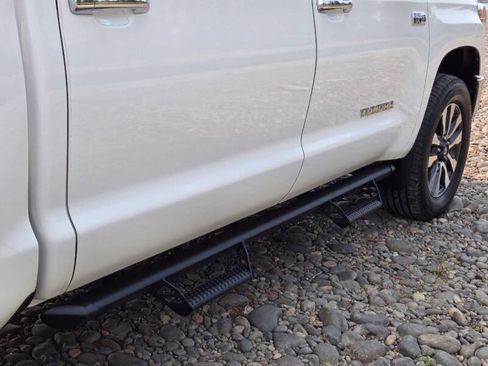 Used 2018 Toyota Tundra Limited AWD/4WD image 19