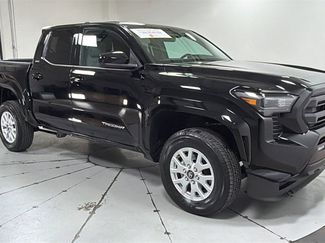 Certified 2025 Toyota Tacoma SR5 video 3