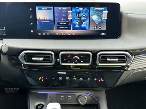 New 2026 Nissan Sentra SV w/ SV Convenience Package image 13