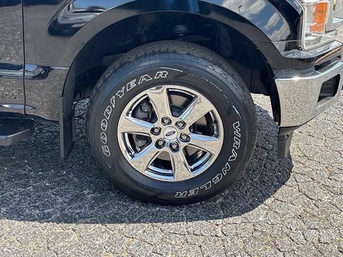 Used 2018 Ford F150 XLT w/ Equipment Group 301A Mid AWD/4WD image 10