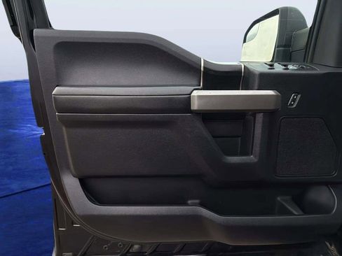 Used 2018 Ford F150 Raptor w/ Equipment Group 801A Mid image 10