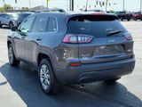 Used 2019 Jeep Cherokee Latitude Plus w/ Comfort/Convenience Group image 6
