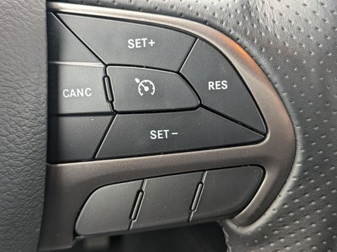 Used 2024 Dodge Durango SXT AWD/4WD image 24