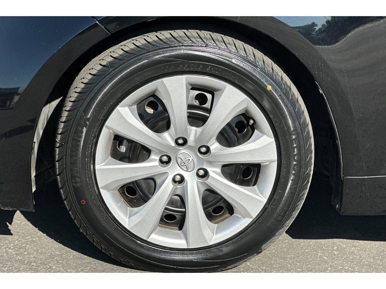Certified 2024 Toyota Corolla LE FWD image 30
