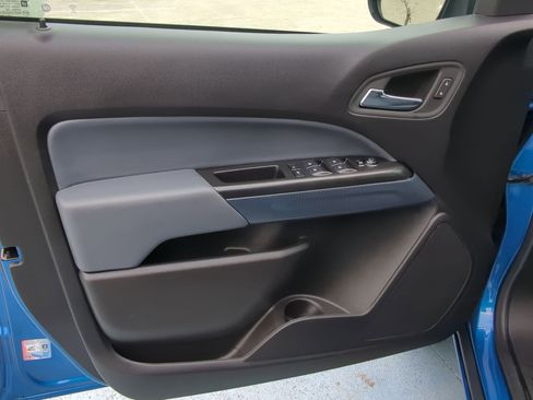 Used 2022 Chevrolet Colorado Z71 w/ Safety Package image 14