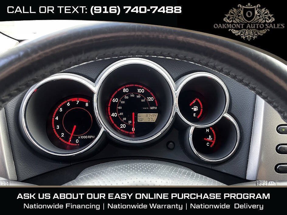 Used 2004 Toyota Matrix XR w/ Extra Value Pkg 1 FWD image 25