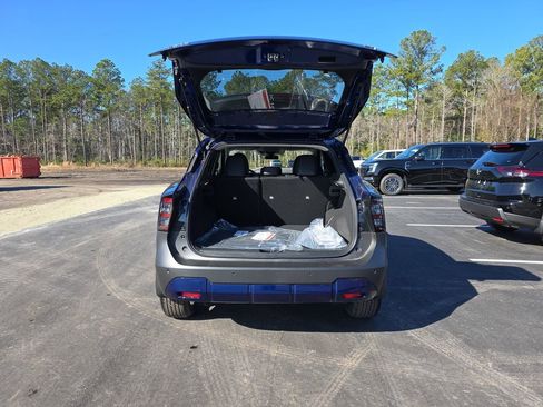 New 2026 Nissan Kicks SR image 16