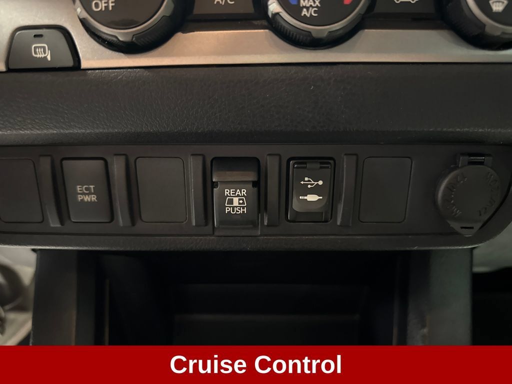 Used 2019 Toyota Tacoma SR5 RWD image 16