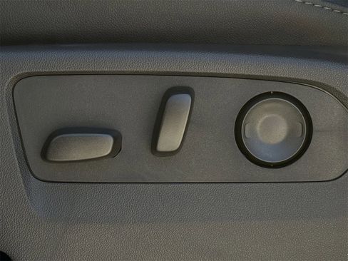 New 2026 Chevrolet Tahoe LT image 22