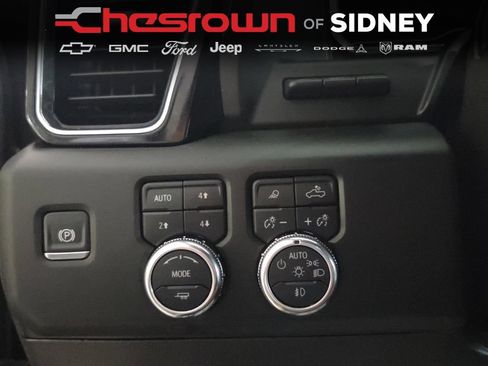 Used 2025 GMC Sierra 2500 Denali Ultimate AWD/4WD image 28