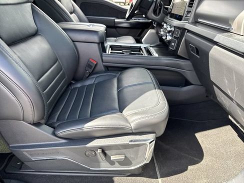 Used 2025 Ford F350 Platinum AWD/4WD image 26