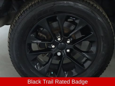 Used 2021 Jeep Wrangler Unlimited Sahara image 13