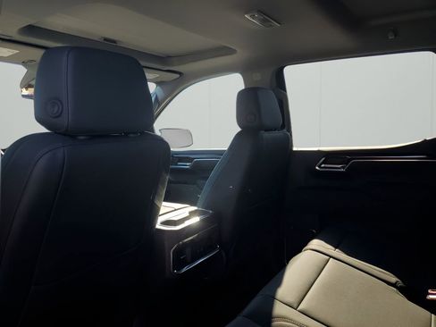 New 2026 GMC Sierra 1500 Elevation w/ Elevation Premium Package image 18