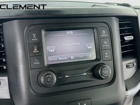 Used 2023 RAM 2500 Big Horn w/ Cold Weather Group AWD/4WD image 19