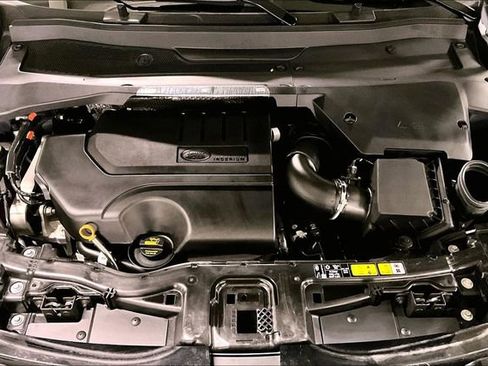 Certified 2025 Land Rover Discovery Sport S AWD/4WD image 9